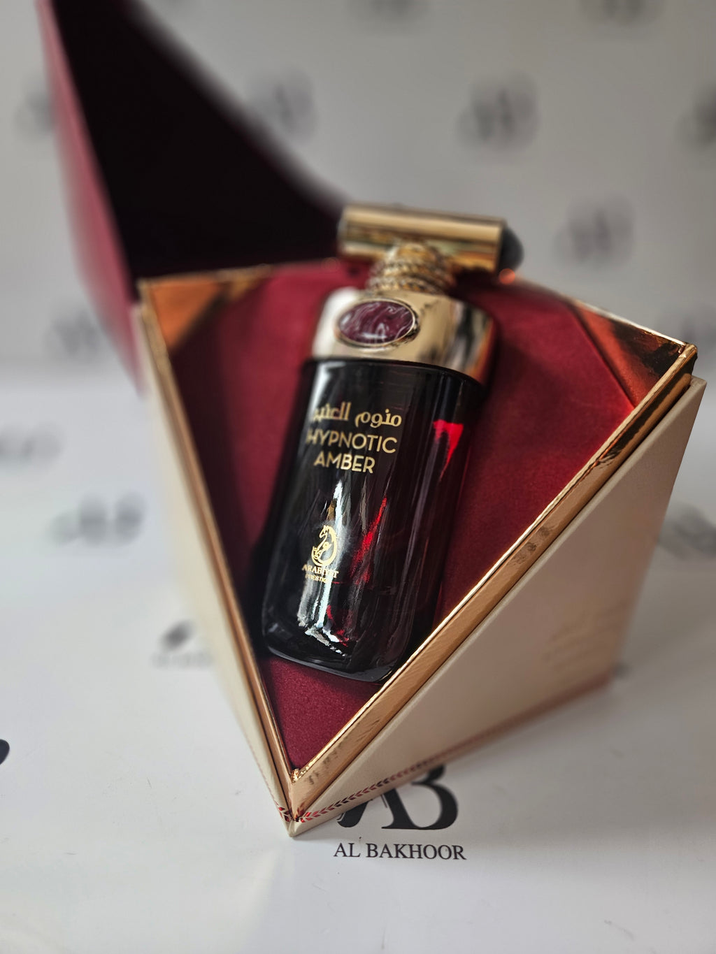 Hypnotic Amber by Arabiyat Prestige
