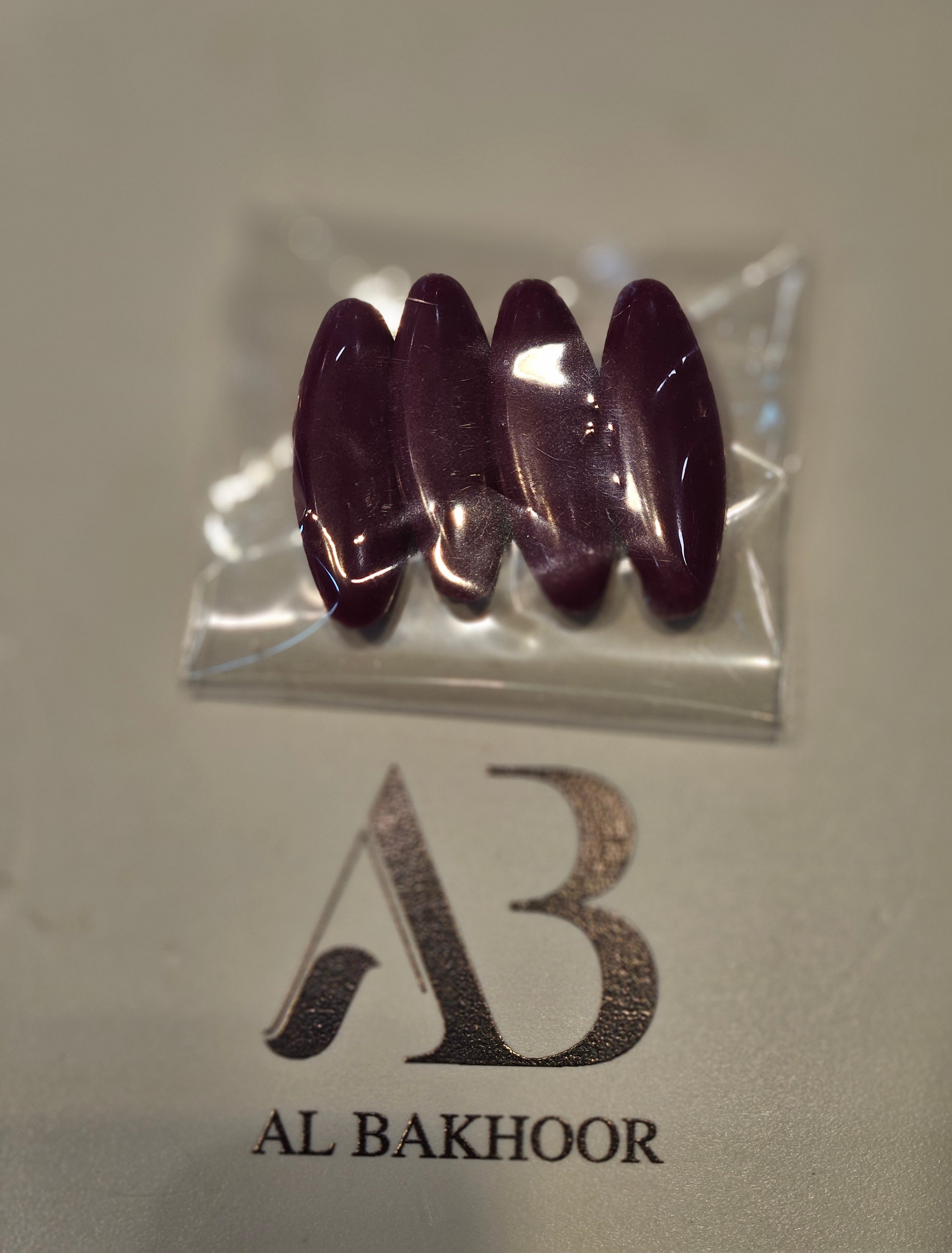 Assorted pack of 4 coloured pin