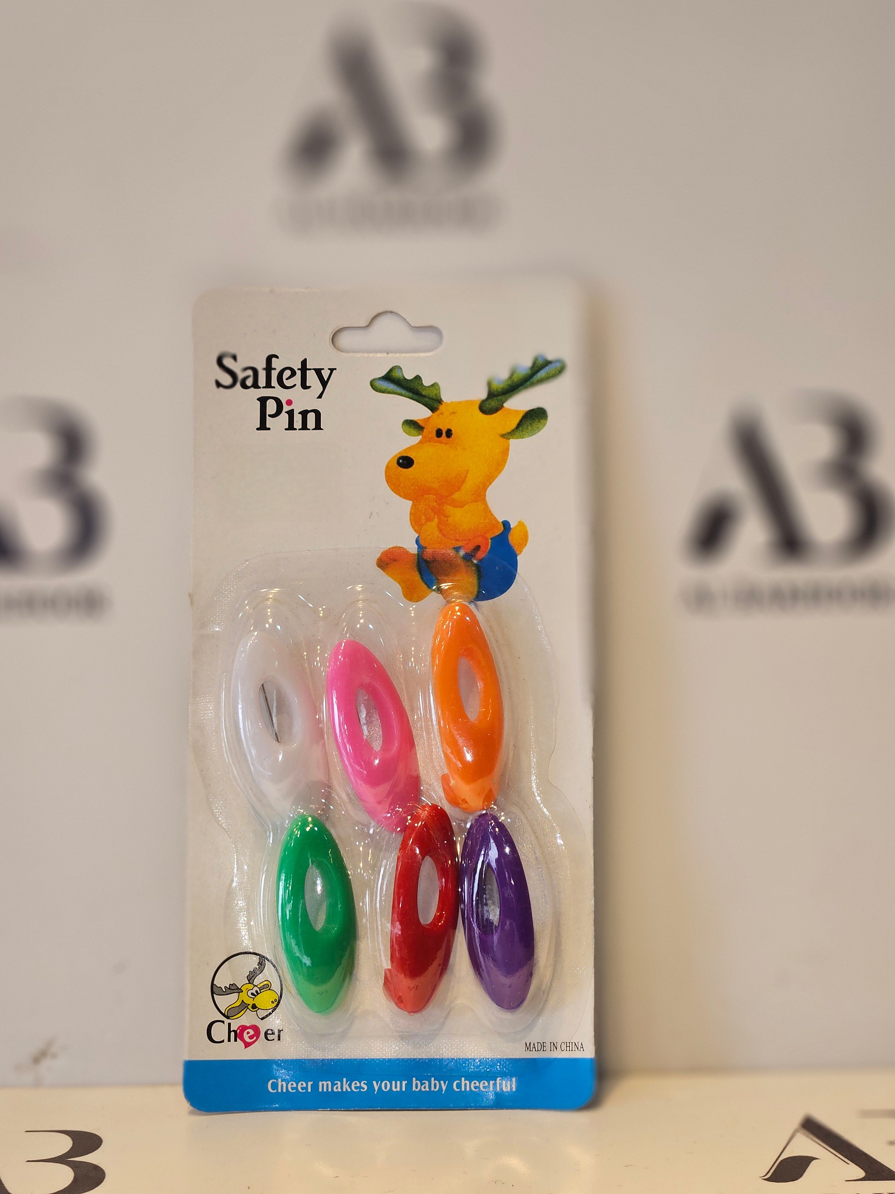 Pack of 6 multi-coloured safety pins