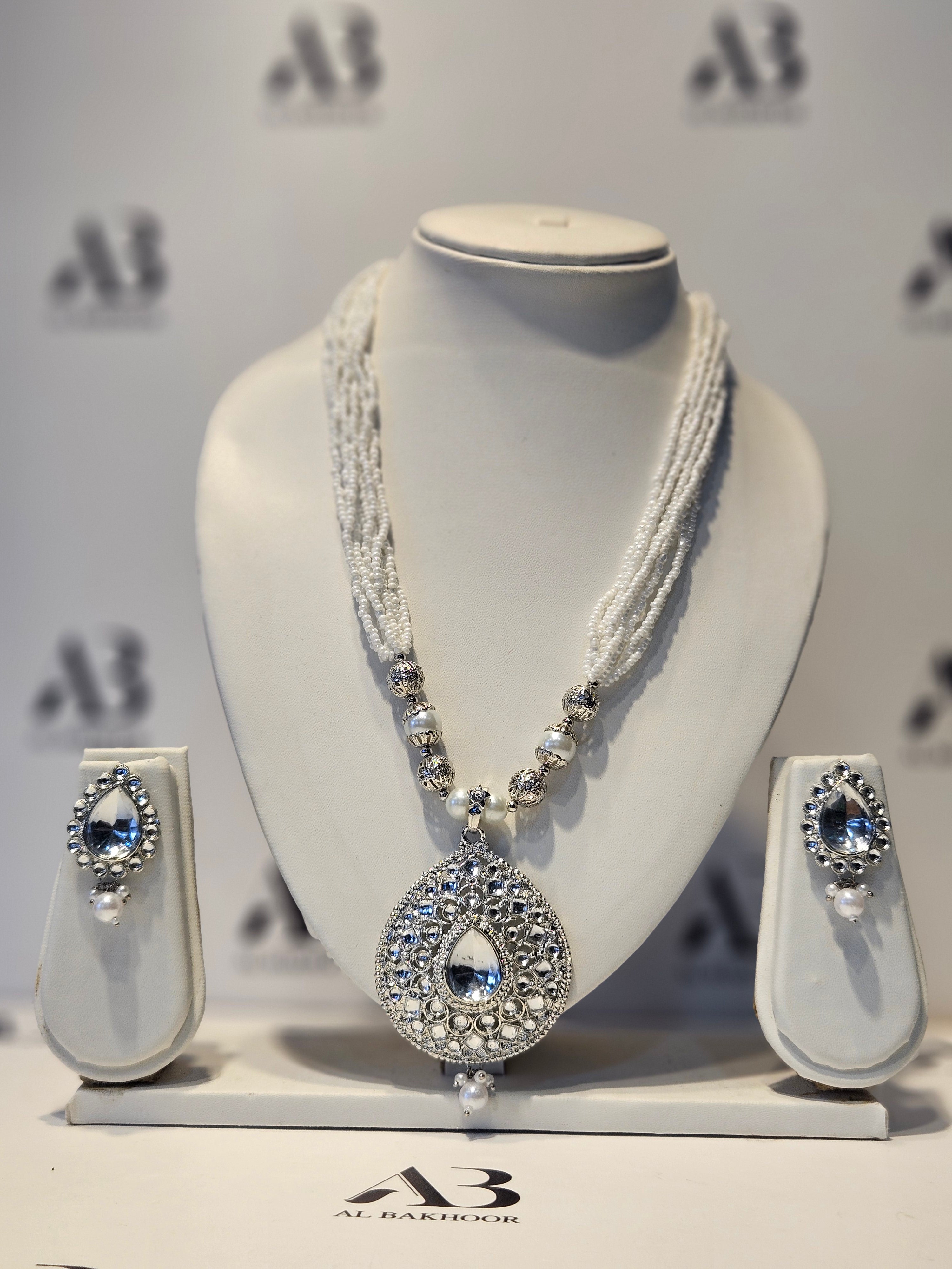 3 Styles of Womens Jewellery Set including Necklace & Earrings