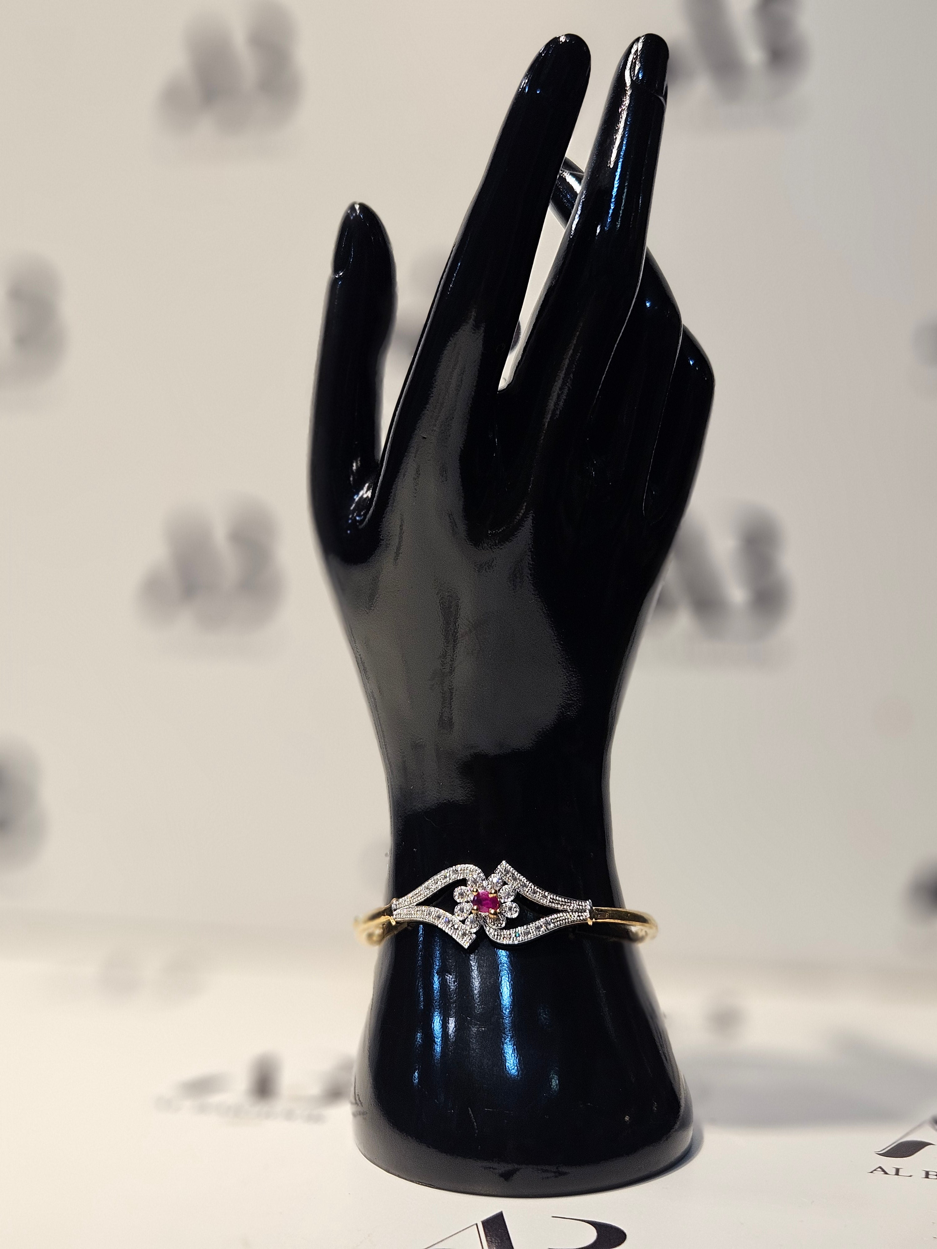 Womans Elegant Bangle