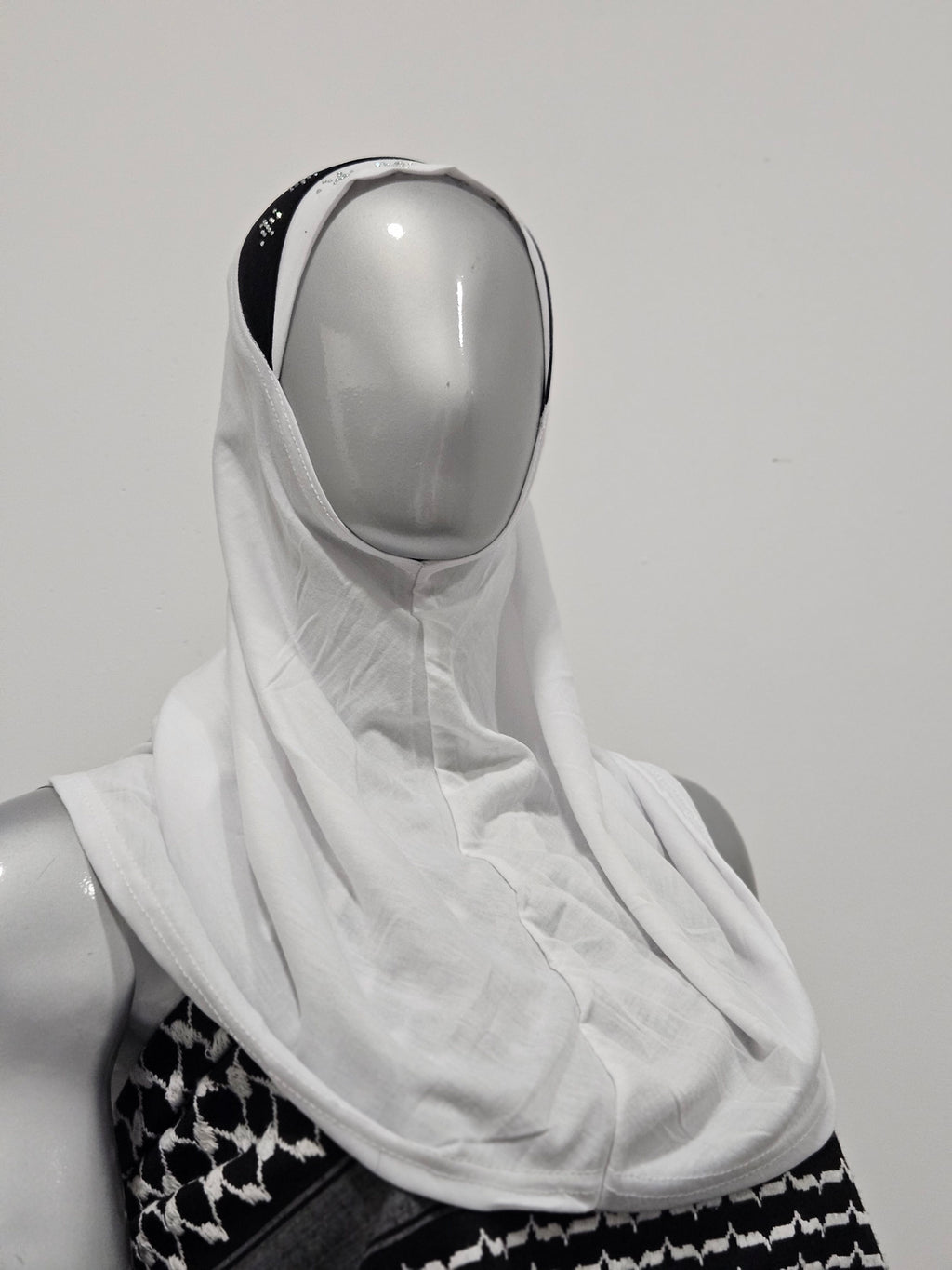 Multi- Coloured Pull On Scarves